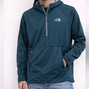 The North Face Glacier Fleece Pull over (boys XL)